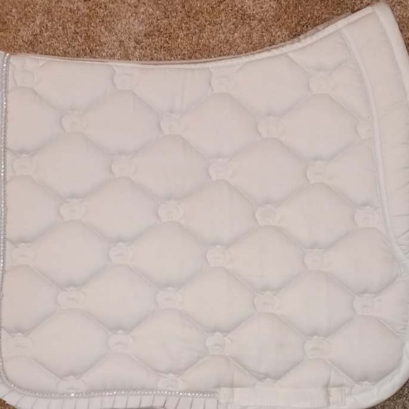 PS of Sweden Monogram White Ruffle full dressage pad - Picture 3 of 5